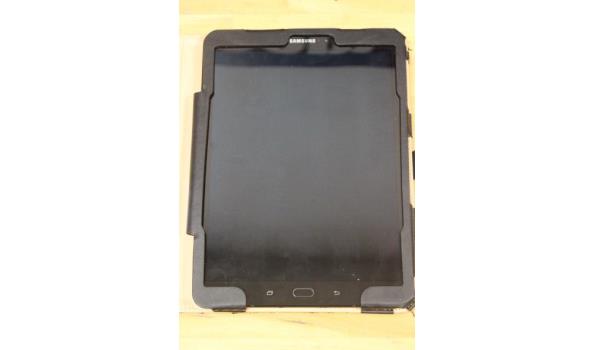 tablet pc SAMSUNG SM-T820, met cover, zonder kabels , werking niet gekend, paswoord niet gekend